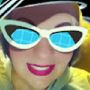 Meet your Posher, Crystal